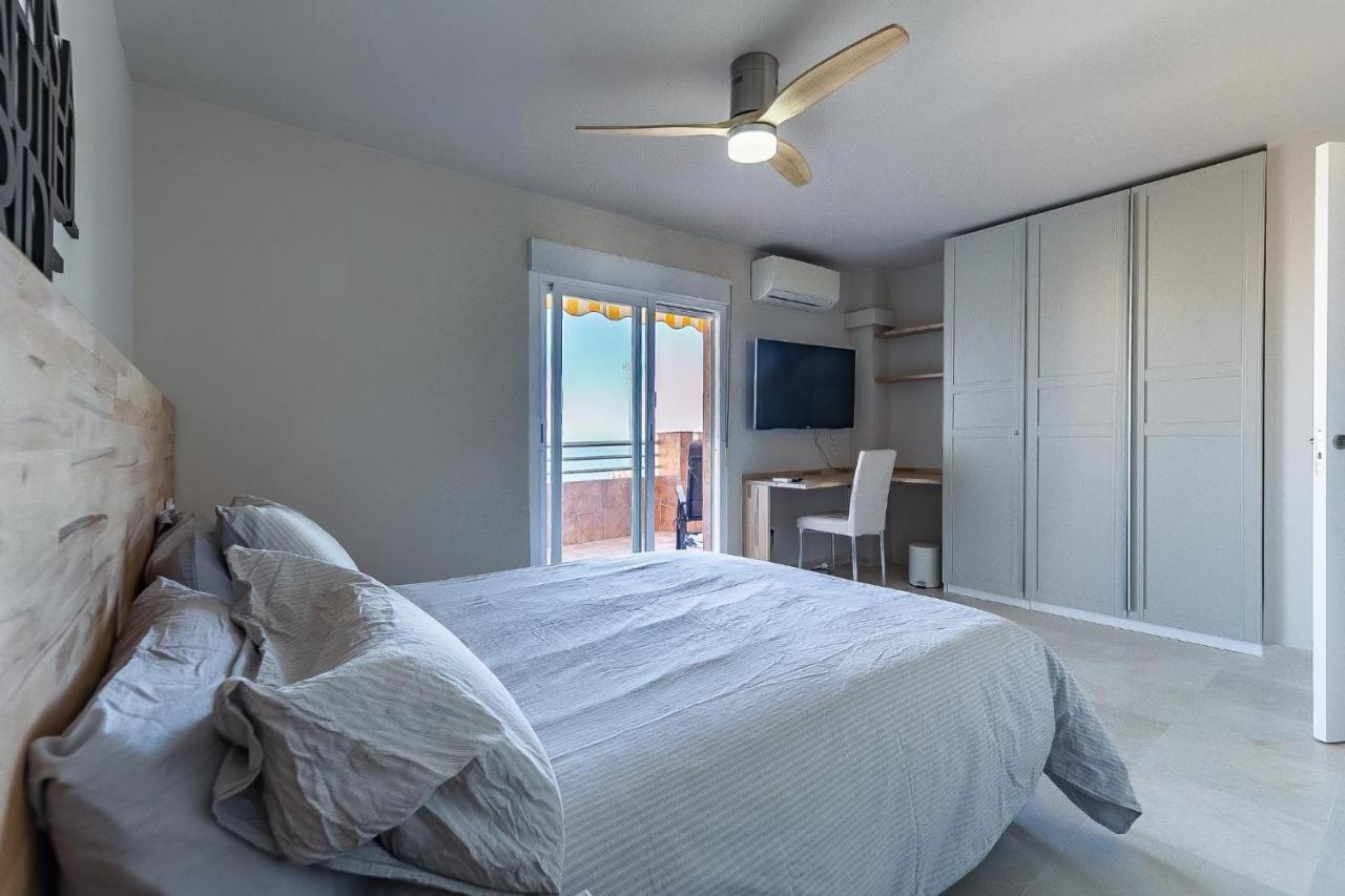 Vistas Azules -- Remodeled, Large Terrace, Spectacular Ocean Views And Beach Level Access Torremolinos Ngoại thất bức ảnh